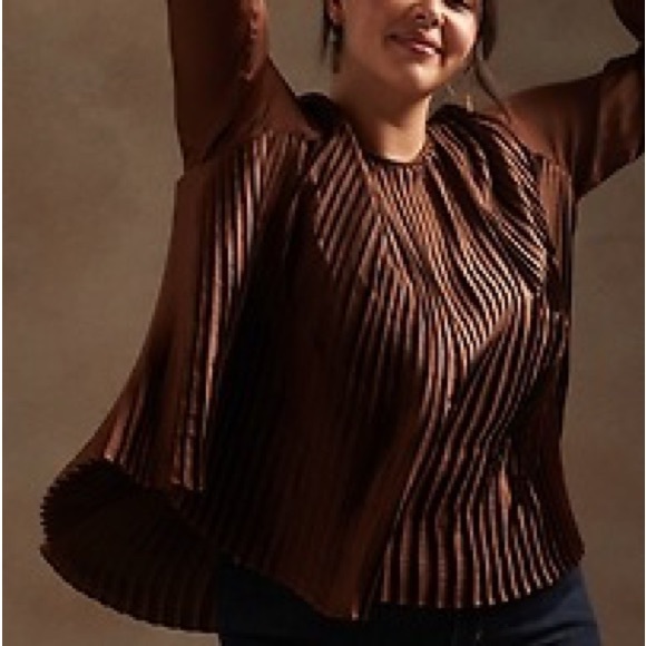 Banana Republic mocha pleated satin blouse size XL never worn - Picture 1 of 7